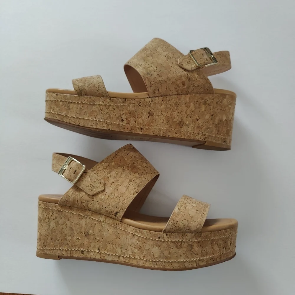 Corso Como Women's Fairen Wedge Sandal